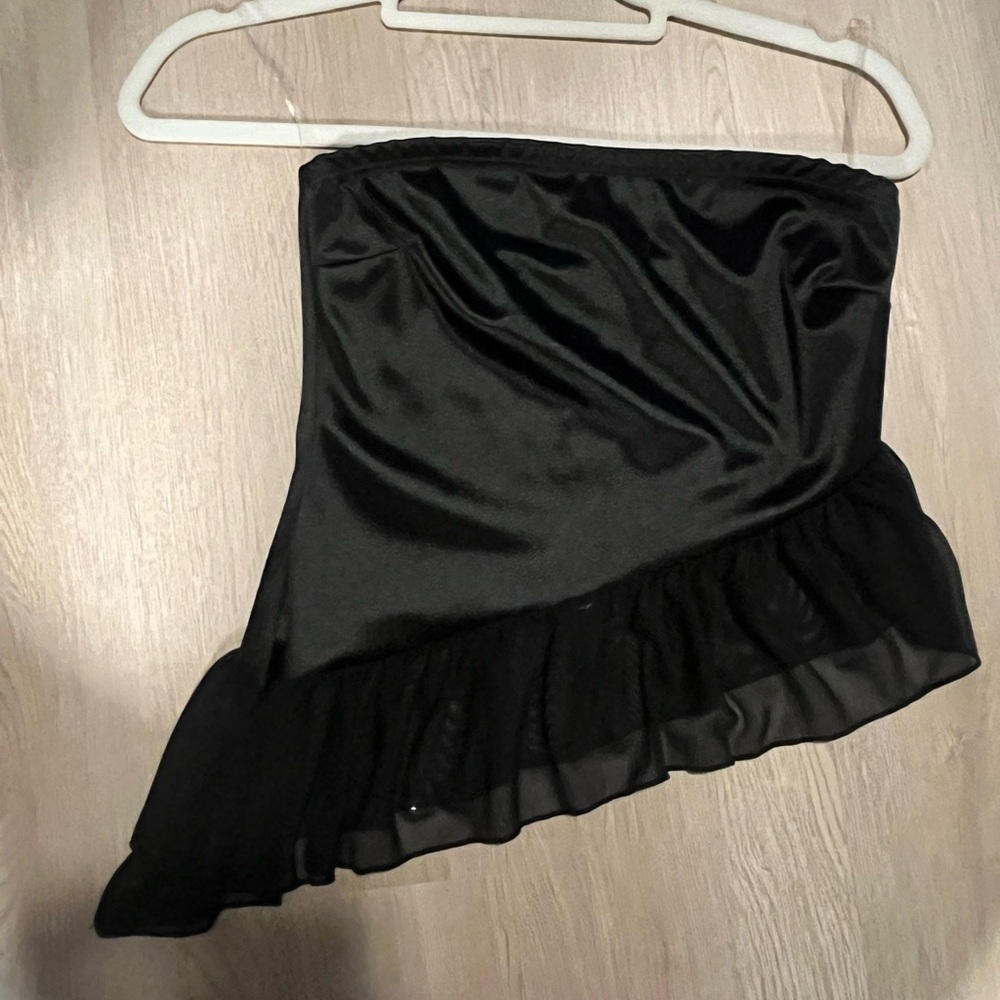 NEW American Threads Black Strapless Satin Top with Ruffle Hem